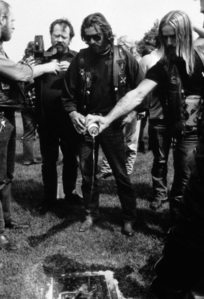Outlaws 1 - photograph - ©Lydia Charak
