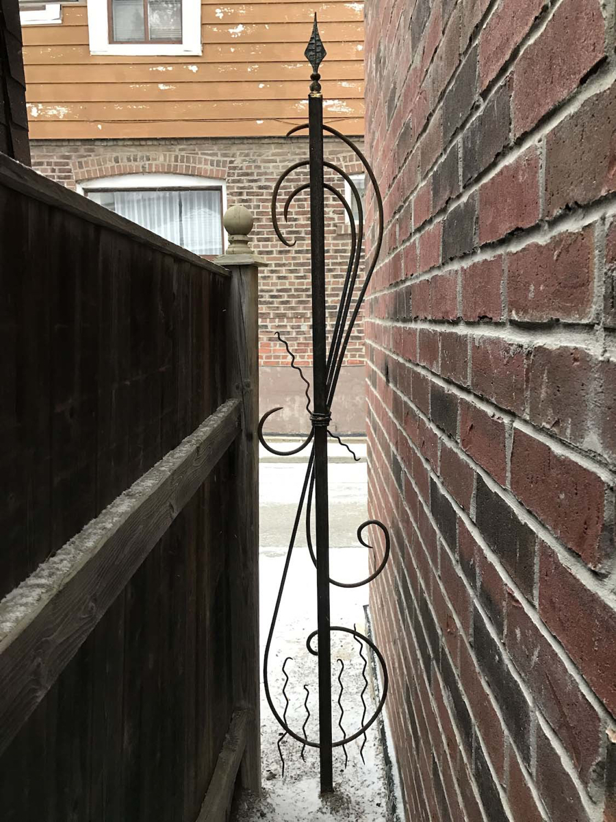 Gate 3 - steel sculpture - &copy;Lydia Charak